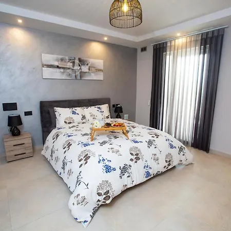 Honeycomb Designer Apartment St. Paul's Bay Exterior foto